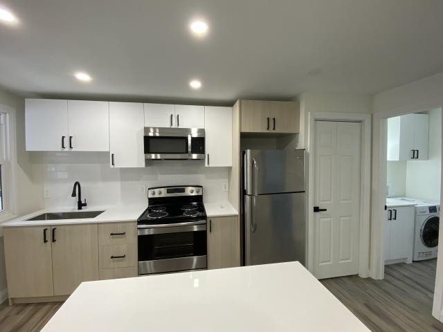 1 BR, 1 BA Apartment 324 Vidal St S, Sarnia, ON N7T 2T9