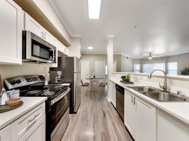 1 BR, 1 BA Apartment 3250 Laurelhurst Dr Unit 355, Rancho Cordova, CA 95670