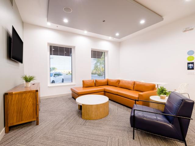 1 BR, 1 BA Apartment 3250 South Arizona Avenue Unit 2132, Chandler, AZ 85248