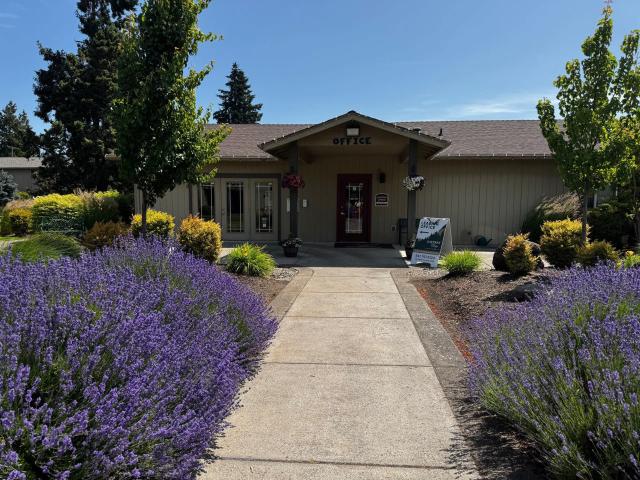 1 BR, 1 BA Apartment 3255 Gateway Street Unit 240, Springfield, OR 97477