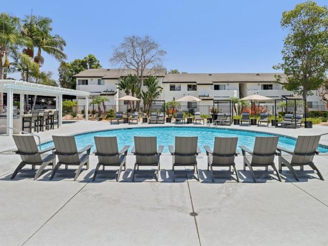 1 BR, 1 BA Apartment 333 North Emerald Drive Unit E035, Vista, CA 92083