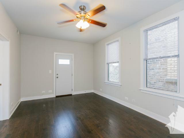 1 BR, 1 BA Apartment 3309 North Southport Avenue. Chicago, IL 60657