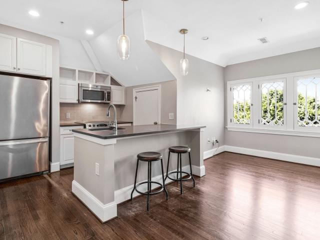 1 BR, 1 BA Apartment 3324 18th St NW, Washington, DC 20010