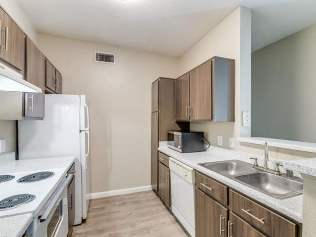 1 BR, 1 BA Apartment 3333 Turtle Creek Dr Unit 0122, Port Arthur, TX 77642