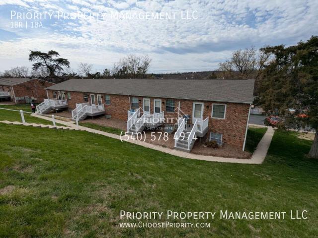 1 BR, 1 BA Apartment 335 Rockingham Drive, Harrisonburg, VA 22802