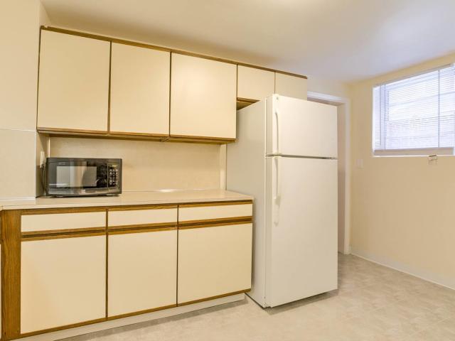 1 BR, 1 BA Apartment 336 South 37th Street Unit 7, Omaha, NE 68131