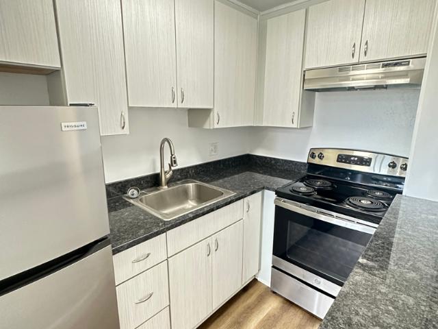 1 BR, 1 BA Apartment 3377 S Clarkson St, Englewood, CO 80113