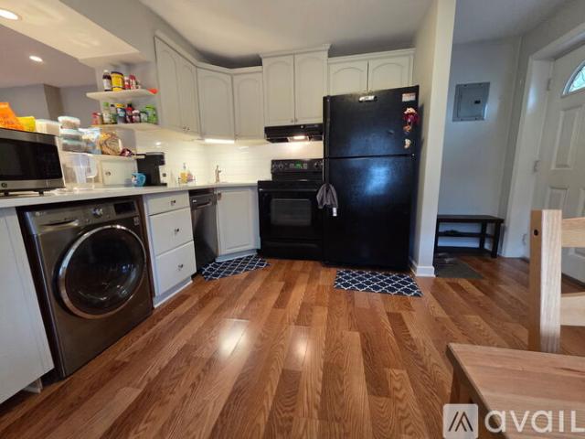 1 BR, 1 BA Apartment 33 Washington Avenue North, Unit # G, White Plains, NY 10603