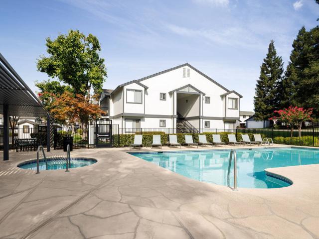 1 BR, 1 BA Apartment 4400 Shandwick Drive Unit 161, Antelope, CA 95843