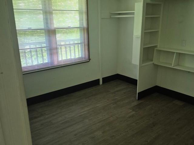 1 BR, 1 BA Apartment 444 Angella St, Unit 1, Dubuque, IA 52001