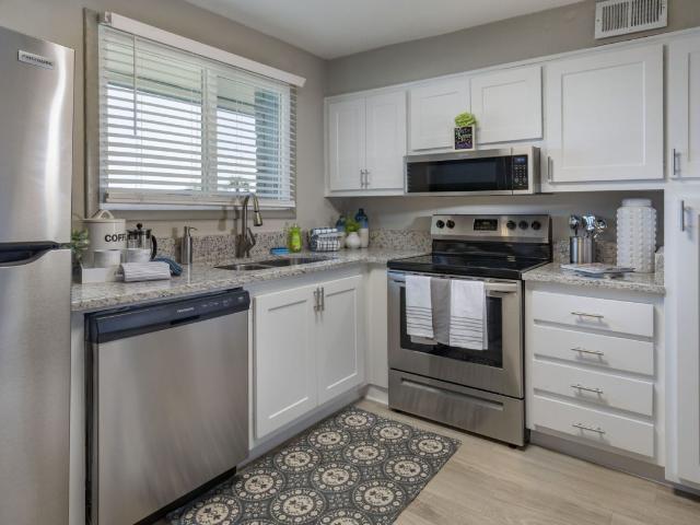 1 BR, 1 BA Apartment 4455 Confederate Point Rd Unit 12L, Jacksonville, FL 32210