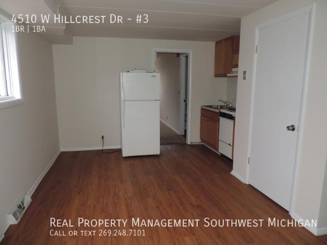 1 BR, 1 BA Apartment 4510 W Hillcrest Dr, Berrien Springs, MI 49103