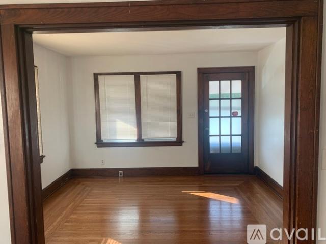 1 BR, 1 BA Apartment 4515 Ashland Avenue, Cincinnati, OH 45212