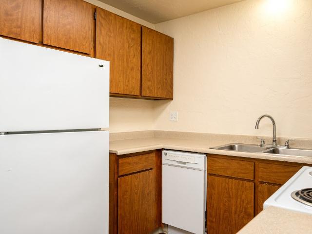 1 BR, 1 BA Apartment 451 West Broadway Unit 825_11, Eugene, OR 97401