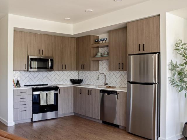 1 BR, 1 BA Apartment 4525 Southwest California Street Unit 310, Portland, OR 97219
