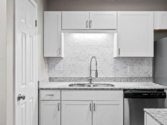 1 BR, 1 BA Apartment 4527 18th Ave E Unit 829, Tuscaloosa, AL 35405
