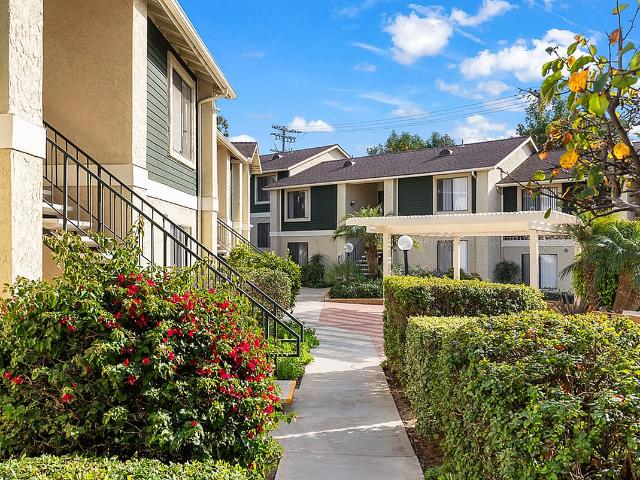 1 BR, 1 BA Apartment 454 Requeza Street Unit 127C, Encinitas, CA 92024