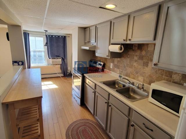 1 BR, 1 BA Apartment 45 Main St, Sunapee, NH 03782