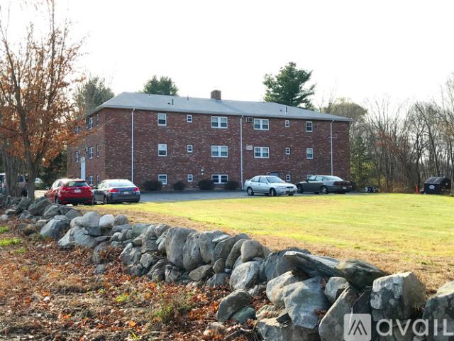 1 BR, 1 BA Apartment 45 Maynard Street, Unit 15, Westborough, MA 01581