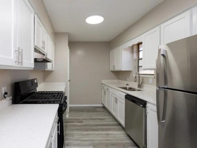 1 BR, 1 BA Apartment 460 E Blackstock Rd, Spartanburg, SC 29301