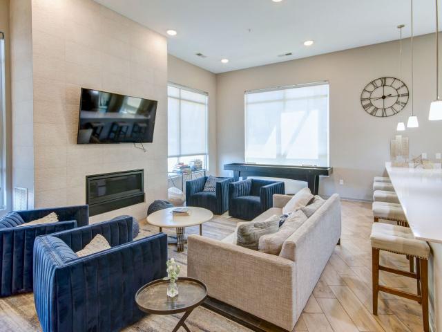 1 BR, 1 BA Apartment 460 N White River Pkwy West Dr Unit 414, Indianapolis, IN 46222
