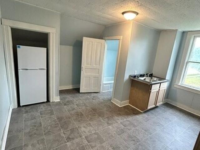 1 BR, 1 BA Apartment 4610 S Washington St, Unit 2, Ubly, MI 48475