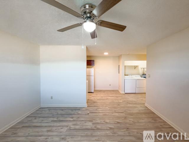 1 BR, 1 BA Apartment 4625 Towne Square Ct, Unit 6, Owensboro, KY 42301