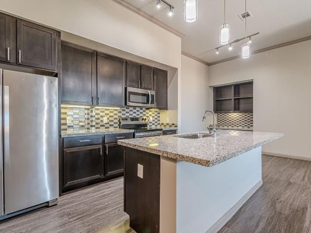 1 BR, 1 BA Apartment 4707 Wurzbach Road Unit 2 2105, San Antonio, TX 78238