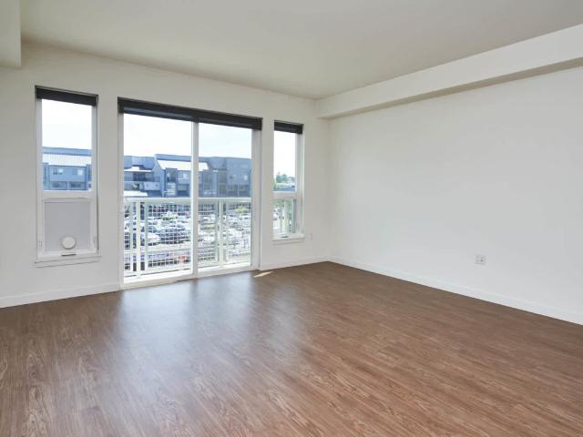 1 BR, 1 BA Apartment 4715 42nd Avenue Southwest Unit 201, Seattle, WA 98116
