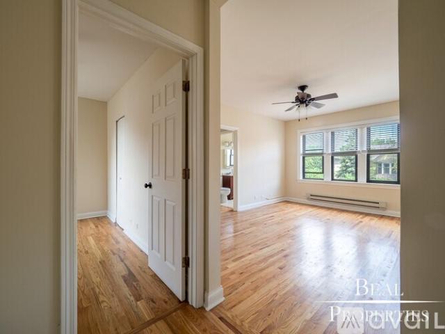 1 BR, 1 BA Apartment 4737 N Hermitage Ave, Unit 409, Chicago, IL 60640