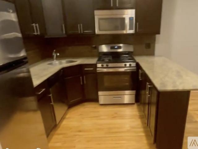 1 BR, 1 BA Apartment 4759 N Maplewood Ave, Unit 1 Bed #106, Chicago, IL 60625