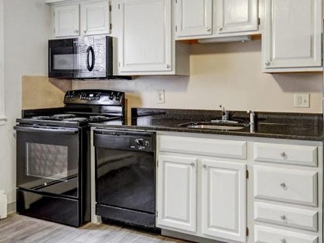 1 BR, 1 BA Apartment 47 Tanglewood Dr Unit 35 1, West Warwick, RI 02893