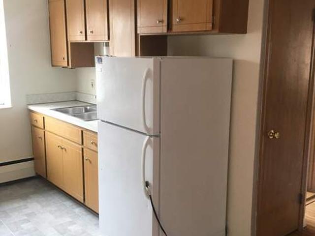 1 BR, 1 BA Apartment 4811 Cadieux Rd, Unit 9, Detroit, MI 48224