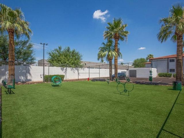 1 BR, 1 BA Apartment 4815 E Thomas Rd Unit W129, Phoenix, AZ 85018