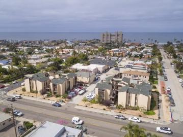 1 BR, 1 BA Apartment 4820 Cass Street, San Diego, CA 92109