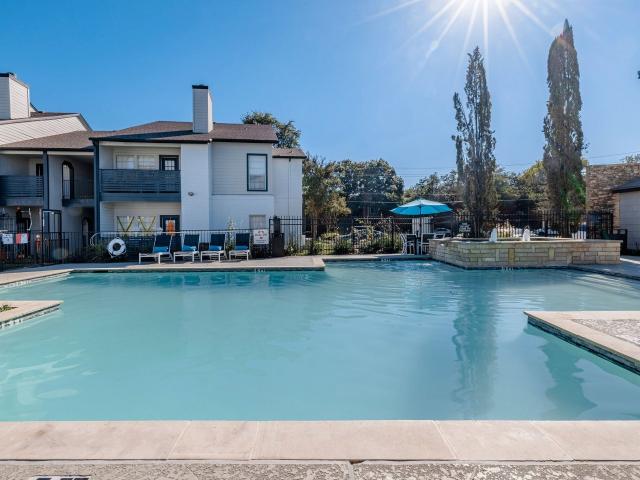 1 BR, 1 BA Apartment 4849 Haverwood Lane Unit 905, Dallas, TX 75287