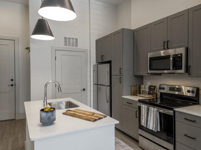 1 BR, 1 BA Apartment 4850 Rouzan Square Avenue Unit 224, Baton Rouge, LA 70808