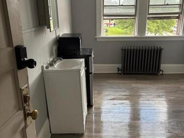 1 BR, 1 BA Apartment 485 County St, Unit 12, New Bedford, MA 02740