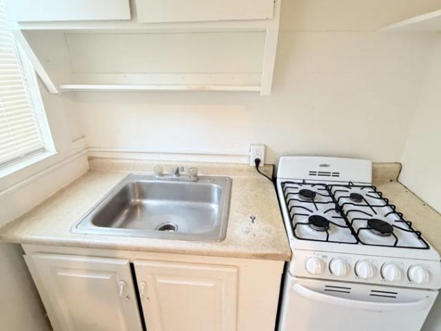 1 BR, 1 BA Apartment 485 Howard Ave, New Haven, CT 06519