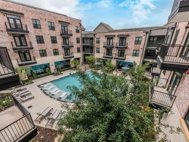 1 BR, 1 BA Apartment 4910 E 7th St, Austin, TX 78702