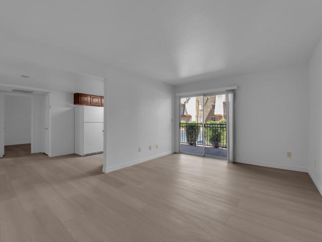 1 BR, 1 BA Apartment 4921 Indian River Dr, Las Vegas, NV 89103