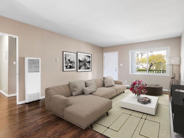 1 BR, 1 BA Apartment 4928 West Martin Luther King Junior Boulevard Unit 4951C3, Los Angeles, CA 90016