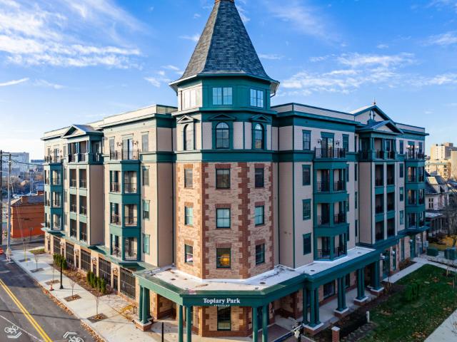 1 BR, 1 BA Apartment 497 E Town Street Unit 529, Columbus, OH 43215