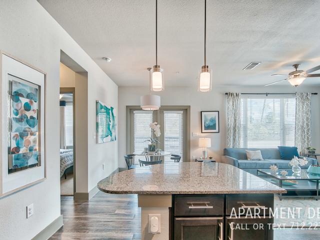 1 BR, 1 BA Apartment 4955 W Davis StÂ, Conroe, TX 77304