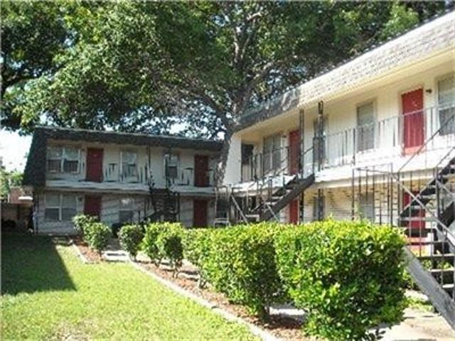 1 BR, 1 BA Apartment 499 West San Antonio Street, Lockhart, TX 78644