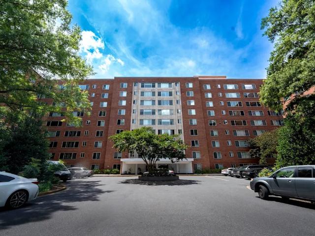 1 BR, 1 BA Apartment 4000 Massachusetts Avenue NW Unit 0227, Washington, DC 20016