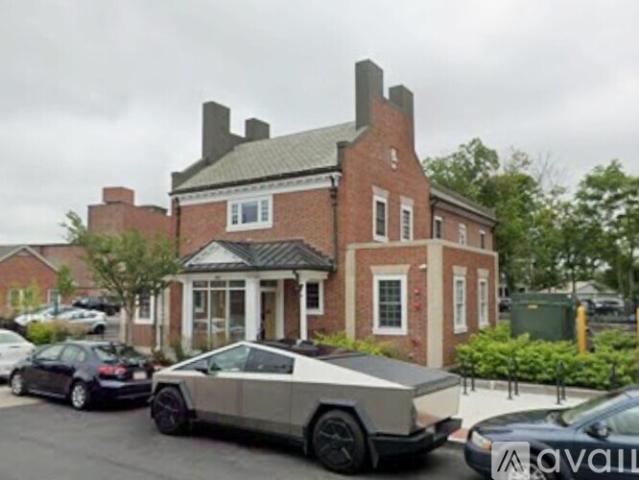 1 BR, 1 BA Apartment 400 Washington St, Unit 201, Dedham, MA 02026
