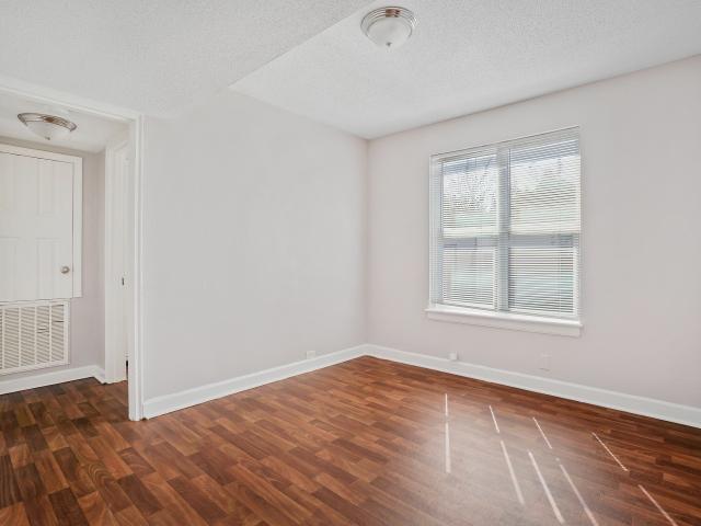 1 BR, 1 BA Apartment 400 Garden Ln Unit C, Mobile, AL 36611