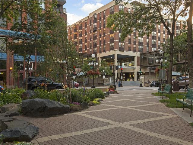 1 BR, 1 BA Apartment 401 North Sibley Street Unit 823, Saint Paul, MN 55101