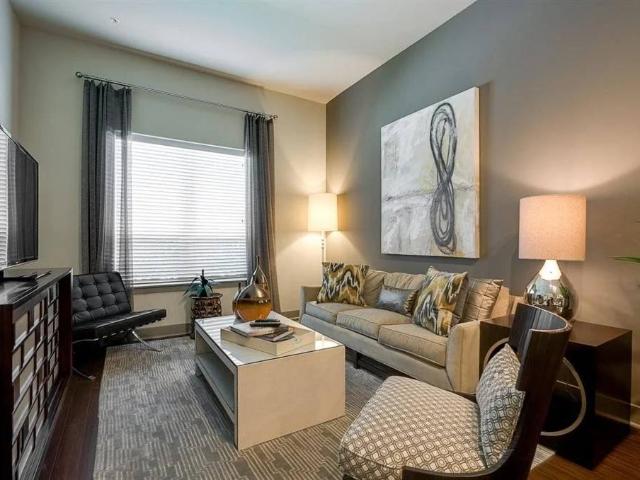 1 BR, 1 BA Apartment 4030 N Central Expy Unit 270, Dallas, TX 75204